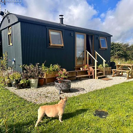 Luxury Shepherd Hut In The Peak District เบคเวลล์ ภายนอก รูปภาพ